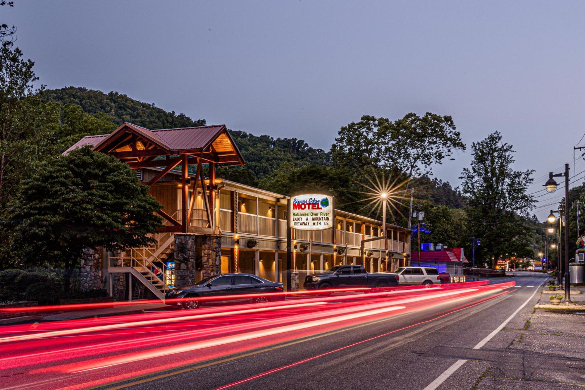 Rivers Edge Motel Cherokee Exterior photo