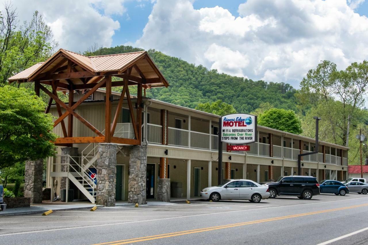 Rivers Edge Motel Cherokee Exterior photo