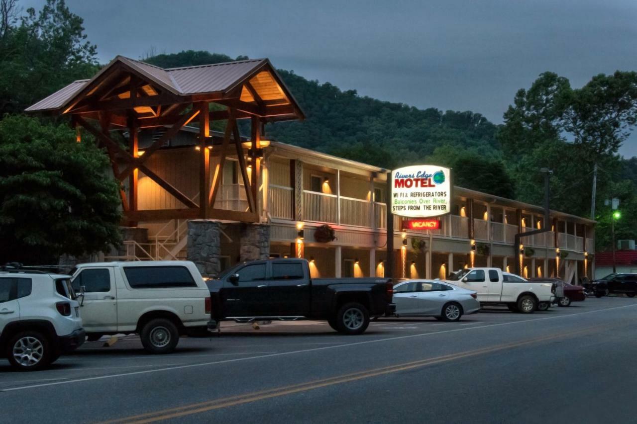 Rivers Edge Motel Cherokee Exterior photo
